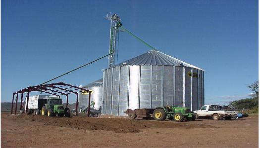 A complete silo. Grain Silo advantages, Why Grain storage, Why Silos?